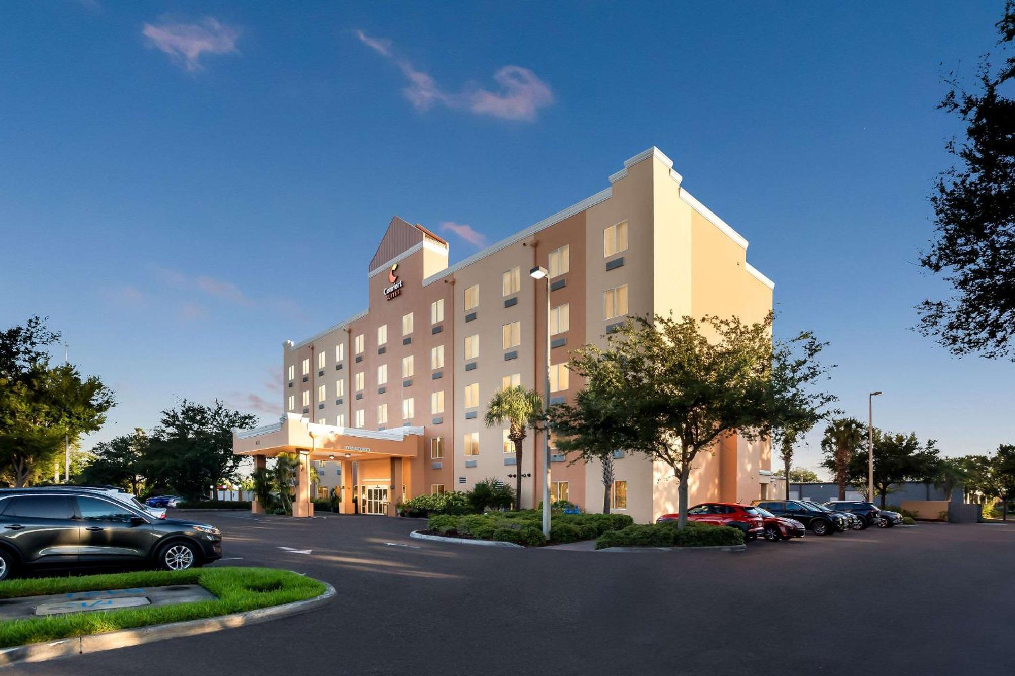 Comfort Suites Tampa Airport North Extérieur photo