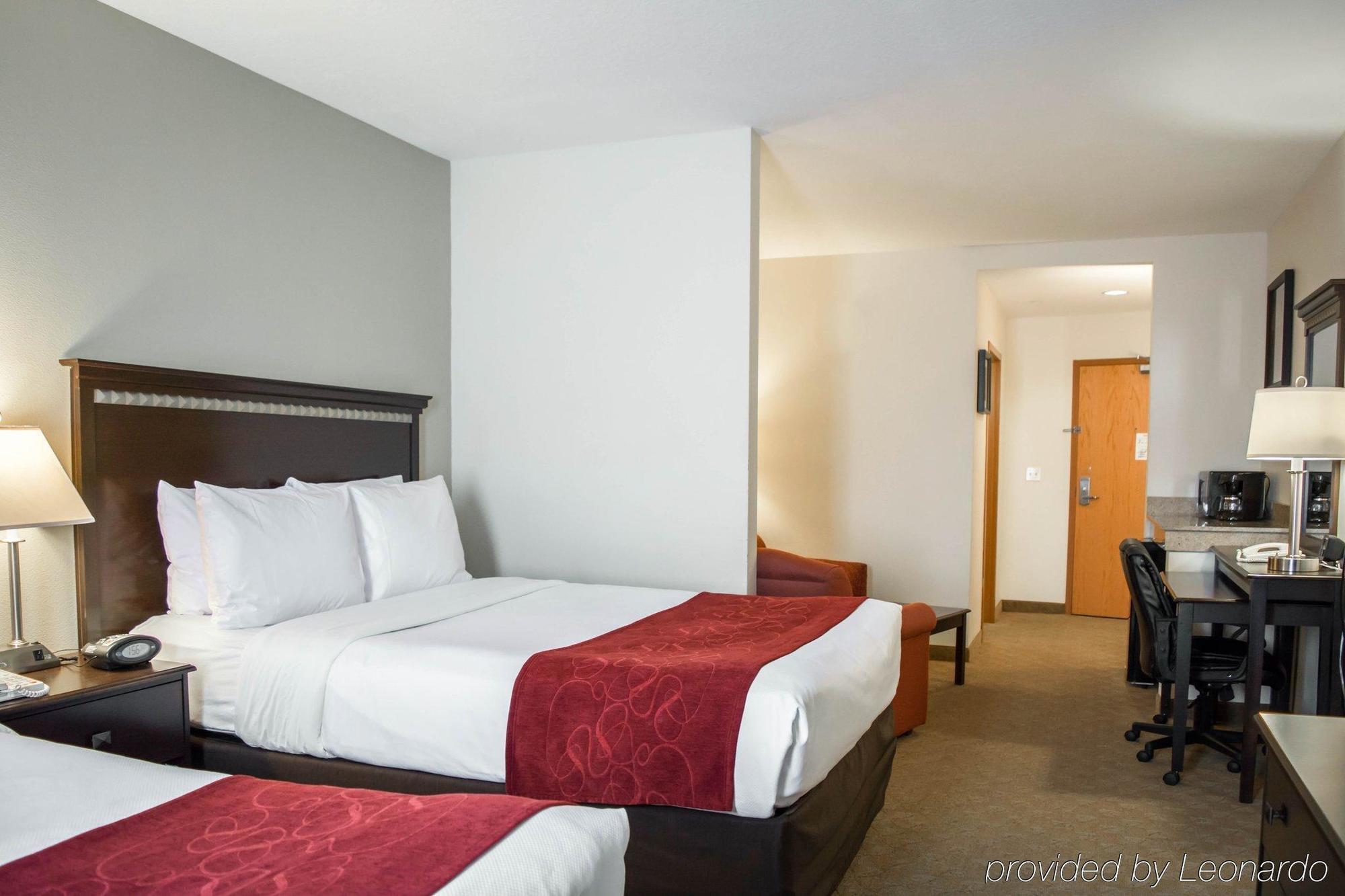 Comfort Suites Tampa Airport North Extérieur photo