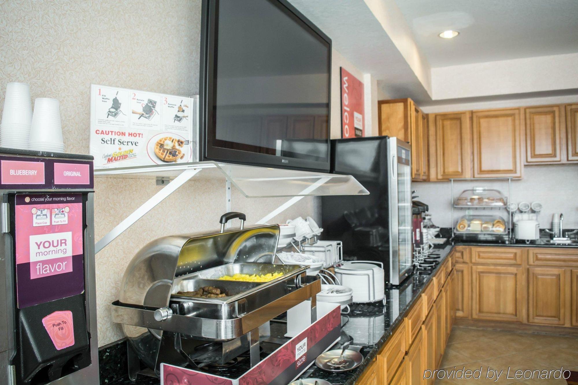 Comfort Suites Tampa Airport North Extérieur photo